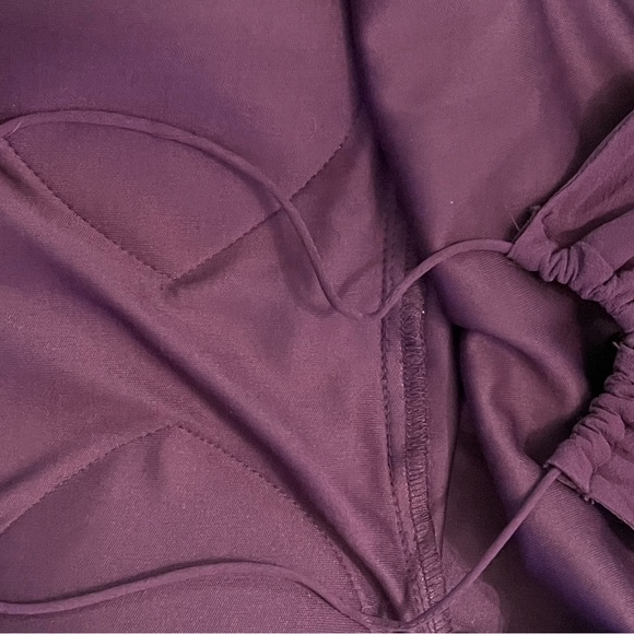 Signature by Sangria 100% Silk Sz6 Dress Burgundy Pull On Sheer Lined Silhouette - Picture 8 of 10